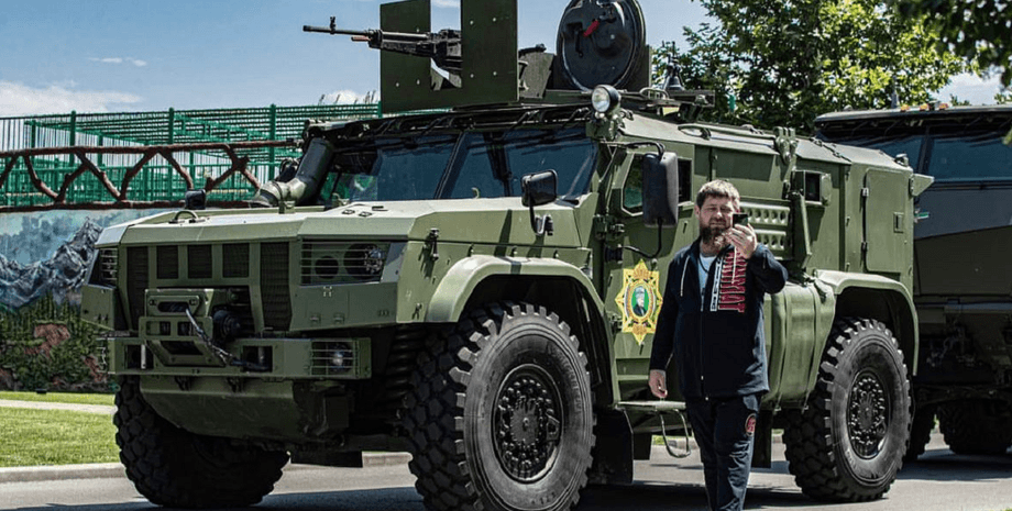 кадиров, кадировці, армія кадирова, кадиров на війні, кадиров озброєння, кадиров глава чечні, особиста армія рамзана кадирова, кадиров ахмат, ахмат сила