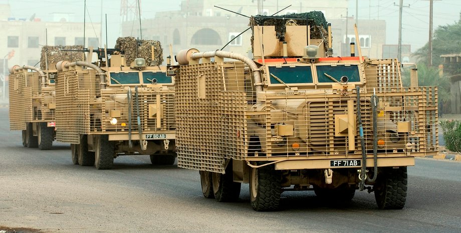 передача броневиків Україні