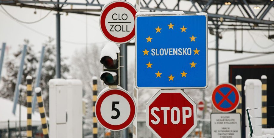 Про втечу за кордон водія автобуса на Закарпатті розповів журналіст Втеча за кордон водія автобуса сталася на Закарпатті