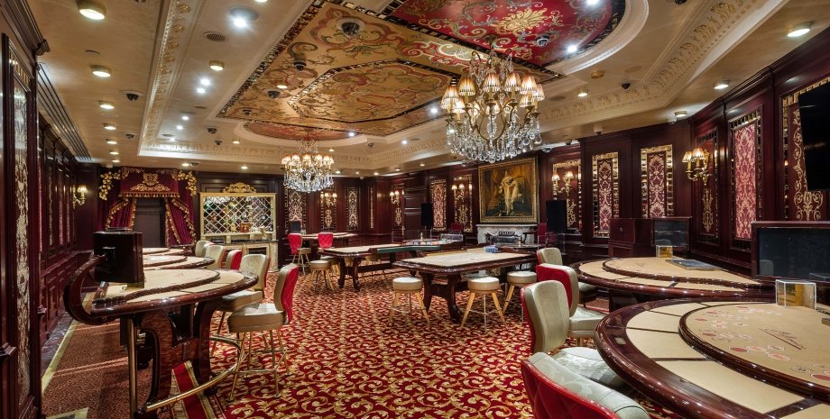 Billionaire casino