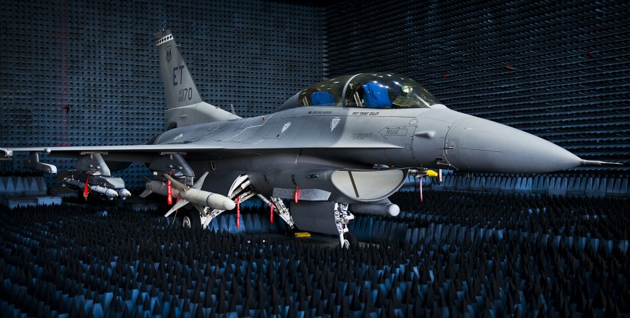 F-16, истребитель, боевой самолет, поставки самолетов, поставки истребителей, сша, украина
