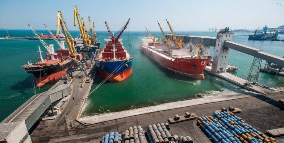 Konflikt korporacyjny wokół terminalu Port Odessa zyskał nową rundę rozwoju. And...