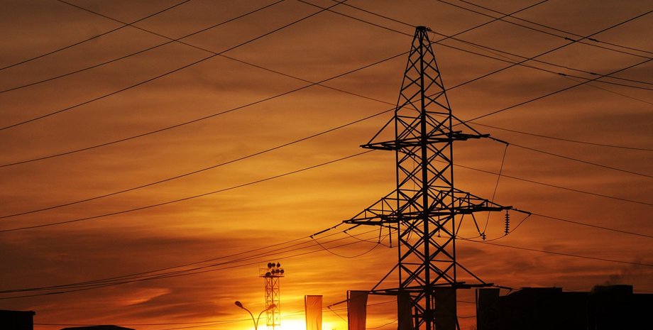 енергетична інфраструктура, удари по енергетиці, відключення світла 26 серпня, екстрені відключення світла