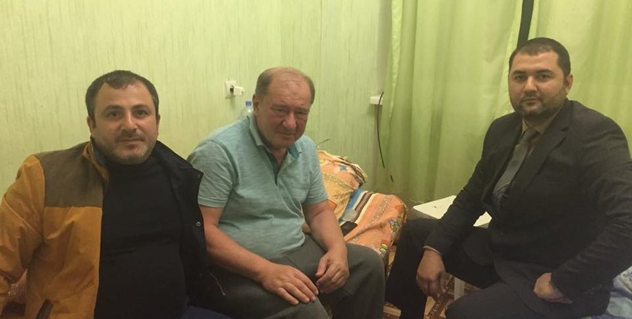 Ильми Умеров (в центре) / Фото: Эдем Семедляев / facebook