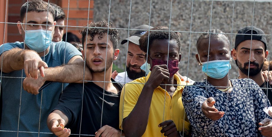 ЕСПЧ призвал Латвию и Польшу помочь мигрантам на границе