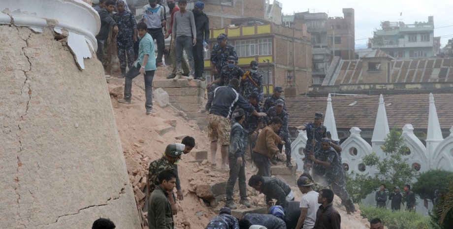 Последствия землетрясения в непале / Фото: Prakash Mathema/AFP