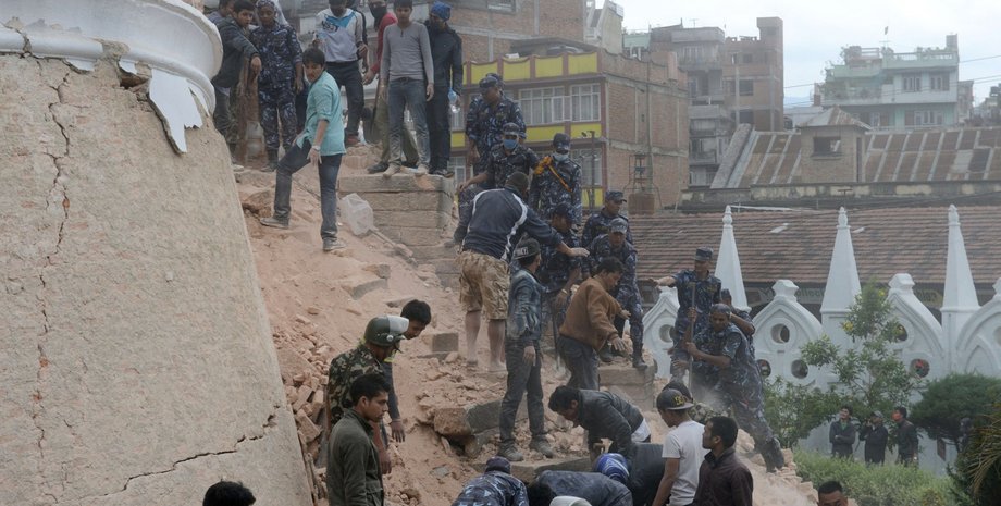 Последствия землетрясения в непале / Фото: Prakash Mathema/AFP