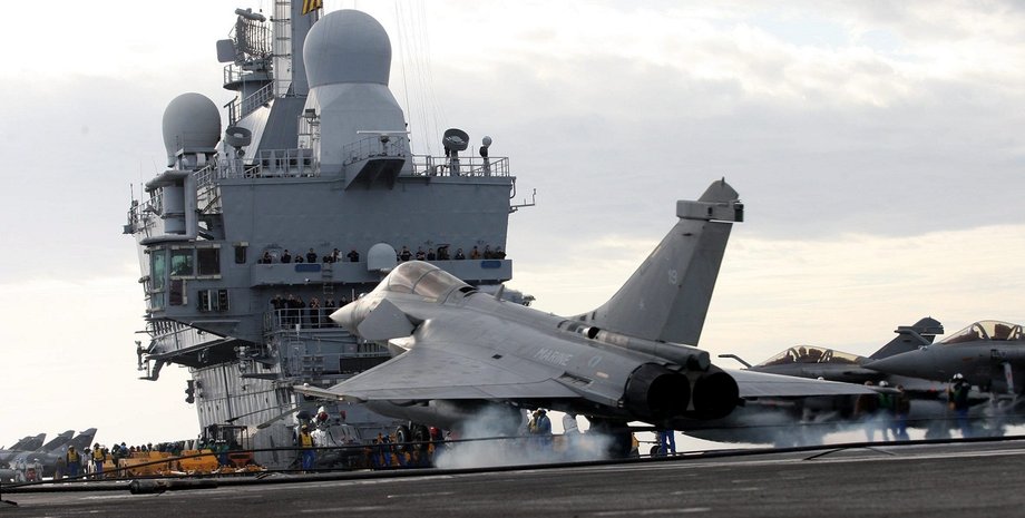 Авианосец "Шарль де Голль" / Фото: france3-regions.francetvinfo.fr