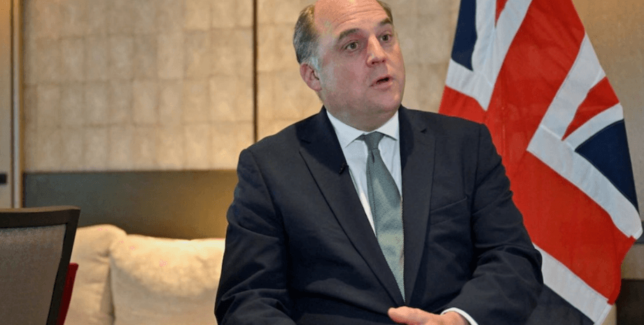 міністр оборони Великої Британії, Бен Воллес