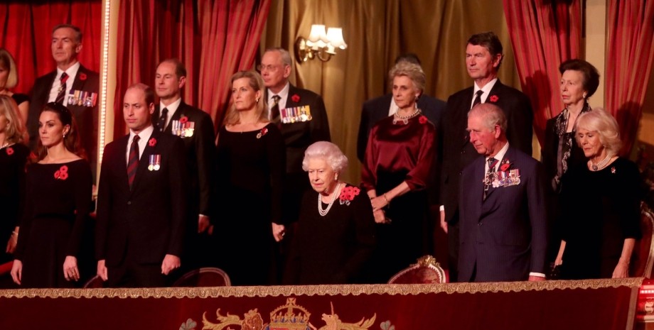 королевская семья, королева Елизавета