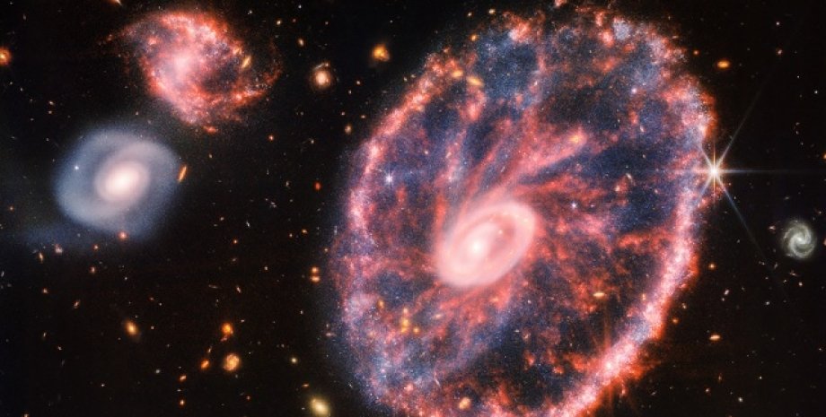 галактика Колесо Телеги, космос, фото