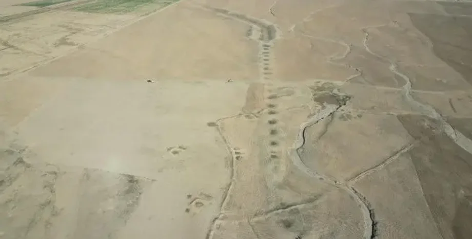 Древние кяризы, Ирак, Водные транспортные системы, Древние водные технологии, История сохранения воды, археология, археология, находка