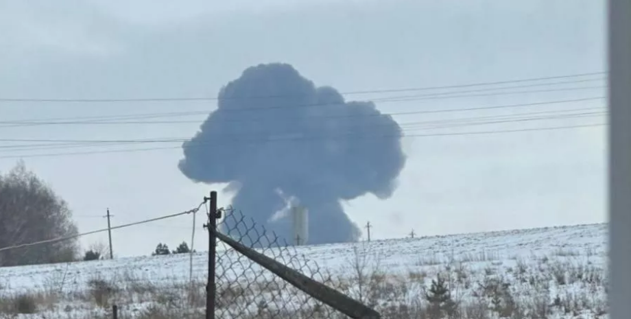 дым, взрыв, Ил-76
