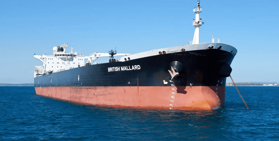 Танкер Olina на рейді
