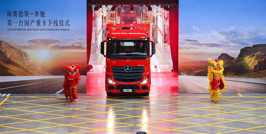 Beijing Foton Daimler Automotive, вантажівка для РФ, вантажівка Китай Німеччина, вантажівка Mercedes-Benz, Медведчук вантажівки для РФ