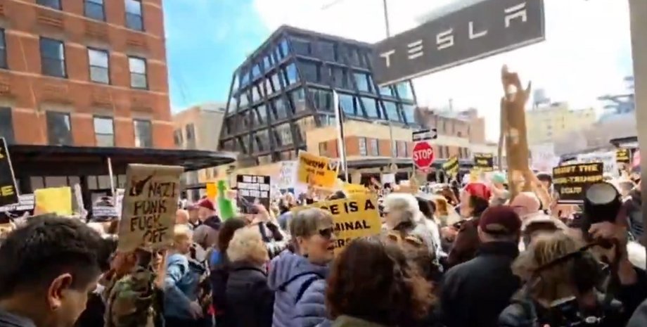 Tesla, протесты, илон маск, тесла нью-йорк