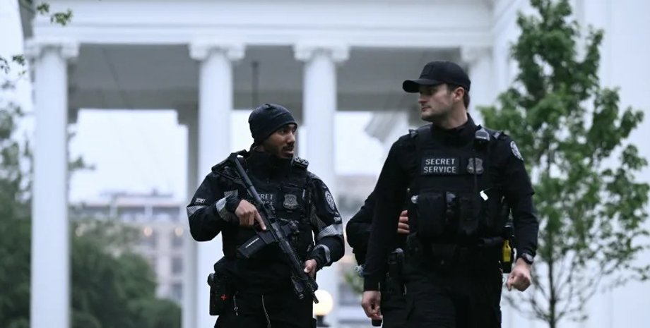 У Вашингтоні невідомий стріляв поблизу Білого дому