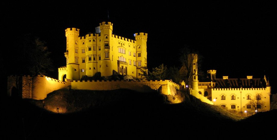 Замок Гоэн-Ашау построили в 1165 году