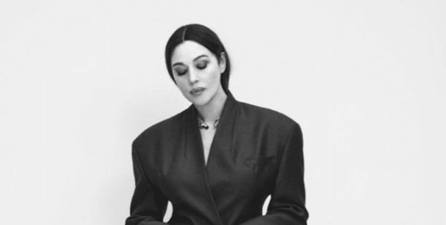 Моника Беллуччи, Моника Беллуччи съемка для журнала, черно-белая фотосессия, венсан кассель, дочь Моники Беллуччи, тим бертон