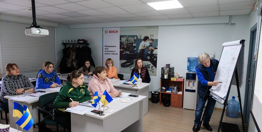 Bosch долучається до програми S.T.A.R:  компанія підтримує розвиток технічної освіти для українок