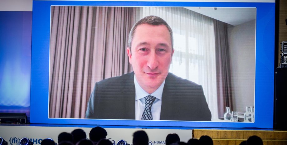 Алексей Чернышов находится в командировке за границей