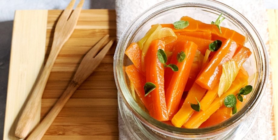 Маринованная кисло-сладкая морковь, маринованная морковка, морковка в маринаде