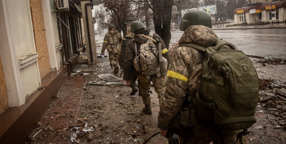 Украинские военные в Бахмуте, фото