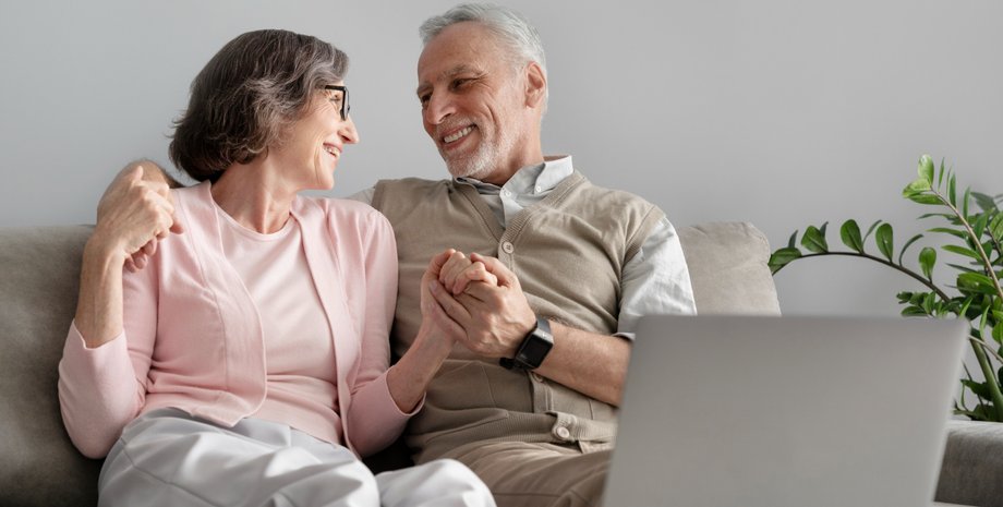 пенсіонери в Україні