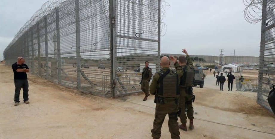 Ізраїльський мур, Ізраїльська стіна, Ізраїль ХАМАС, Ізраїль пункт пропуску, Ізраїль армія, Ізраїль напад, ХАМАС терористи, Ізраїль Сектор Гази