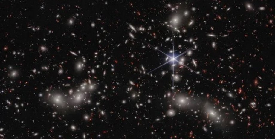 скопление галактик Abell 2744