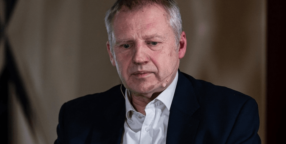 эксперт по безопасности, Райнер Сакс