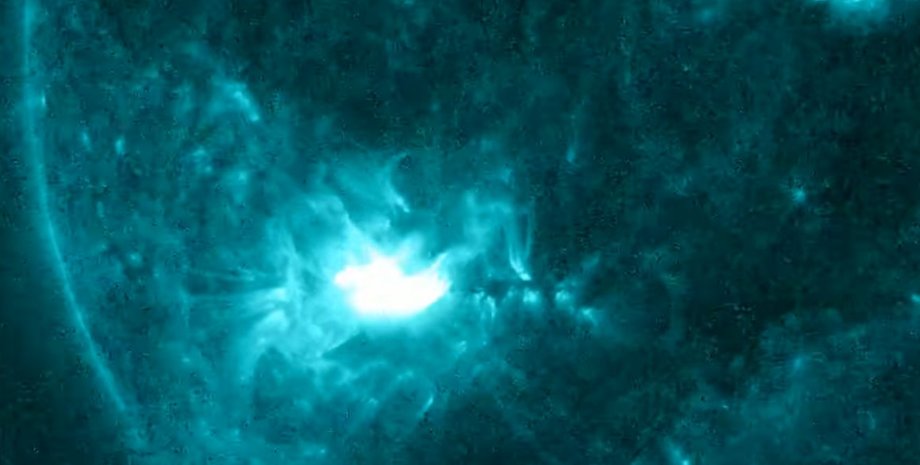 спалах на Сонці