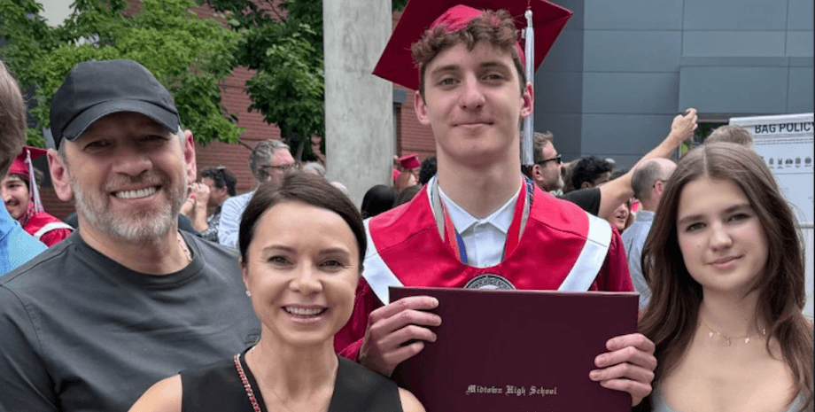 Лілія Подкопаєва, Лілія Подкопаєва син, Лілія Подкопаєва чоловік, останній дзвоник, де син лілії подкопаєвої