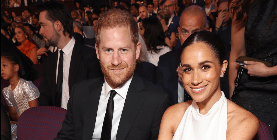 Меган Маркл и принц Гарри, герцог сассекский, жена принца Гарри, королевская семья, премия Пэта Тиллмана