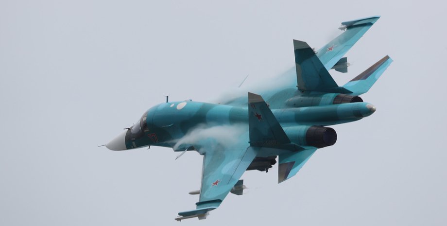 Истребитель-бомбардировщик Су-34/Фото:ТАСС