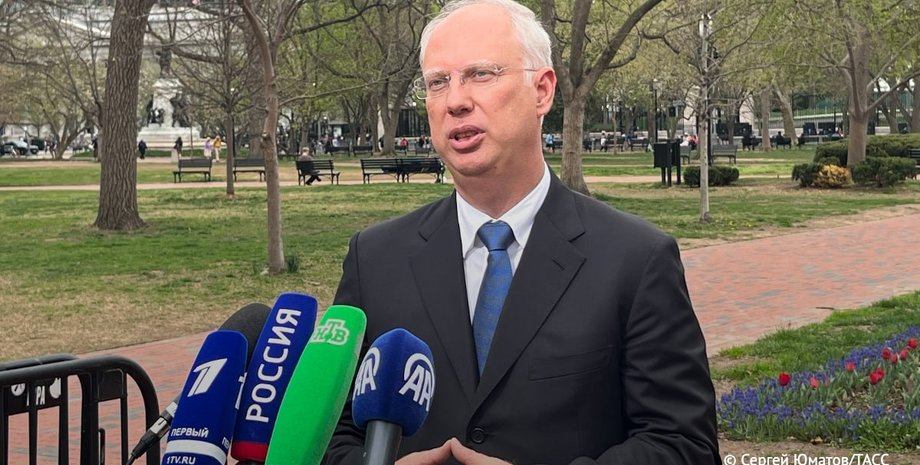 Кирило Дмитрієв, Дмитрієв