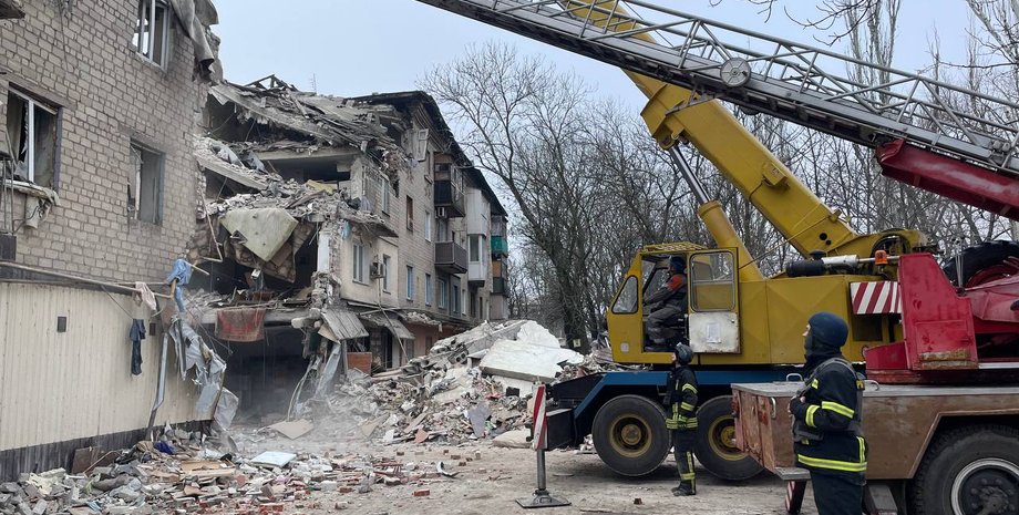 У Селидовому знайшли тіло третього загиблого через російську ракетну атаку