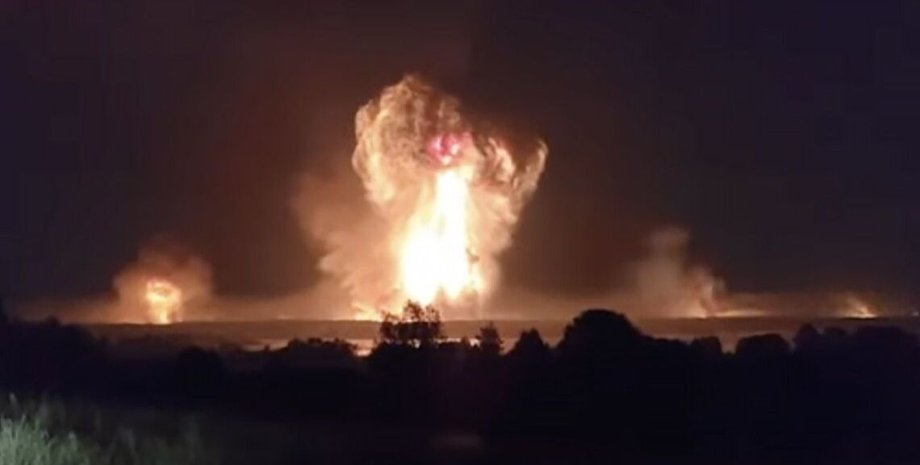 У Криму пролунали вибухи на тлі атаки БпЛА Крим вибухи атака