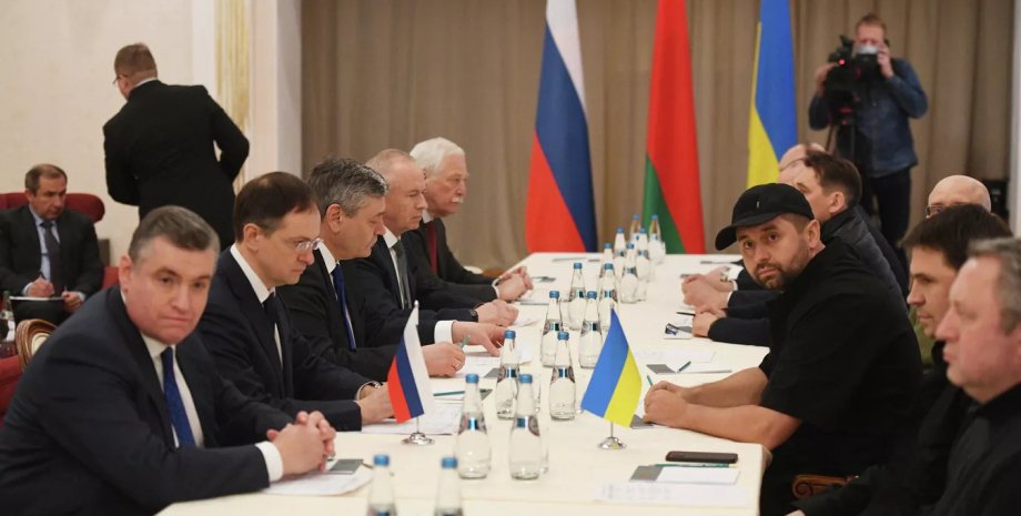 Изображение переговоров Украины и России