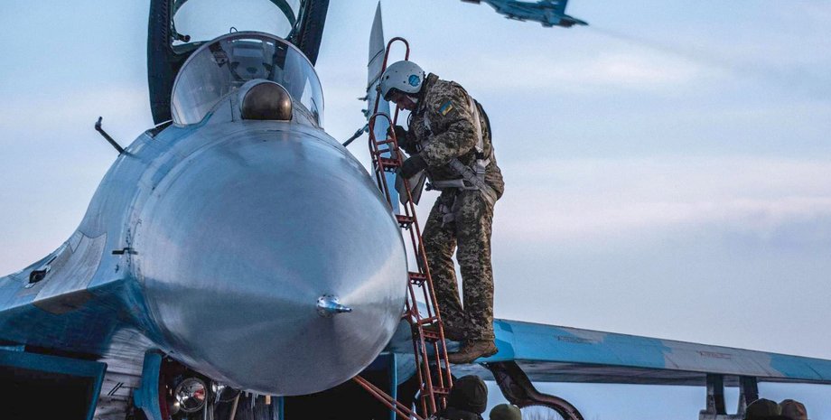 Пилот Воздушных сил ВСУ, Воздушные силы ВСУ скандал, Воздушные Силы Гончаренко, Гончаренко перевод в пехоту, Воздушные силы переводят в пехоту