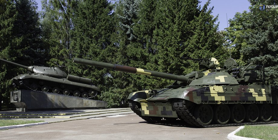 Модернизированный танк Т-72А / Фото: Укроборонпром