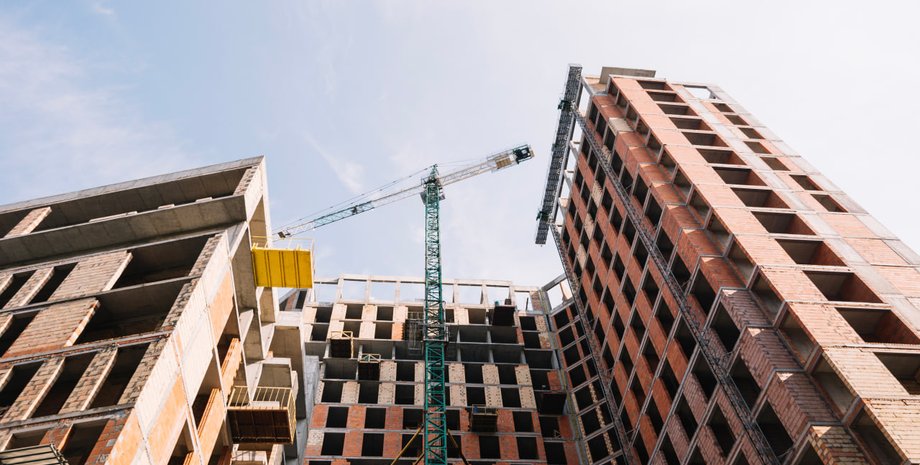 Teilen: Der ukrainische Immobilienmarkt ist mit einem akuten Mangel an Bauperson...