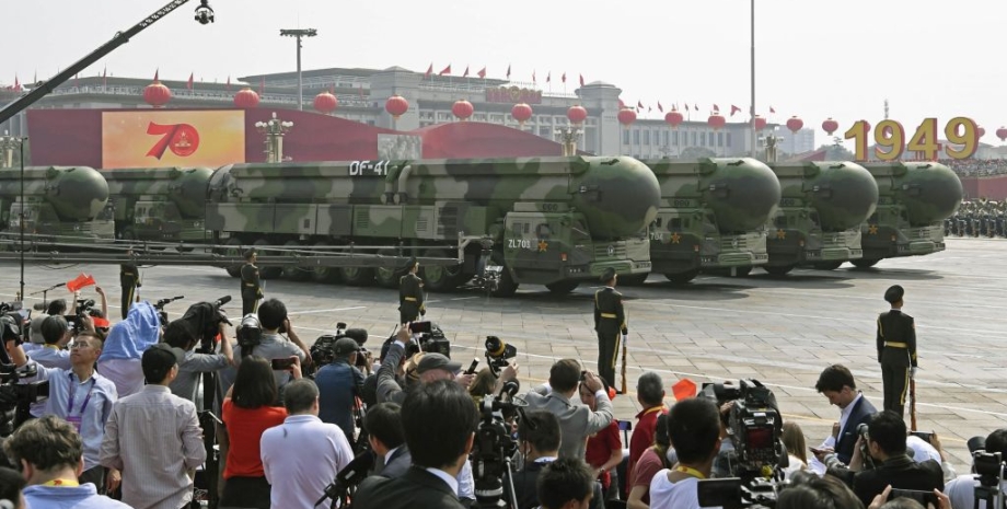 ракета Dongfeng 41, китайская ракета, баллистическая ракета, военный парад, парад в Пекине