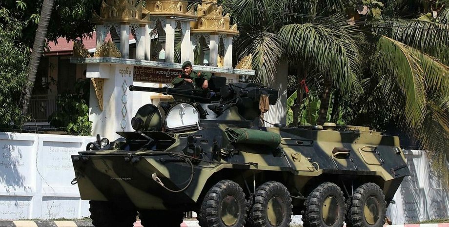 переворот в М'янмі