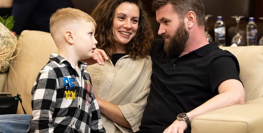 Паламар, Калина, Азовсталь, діти