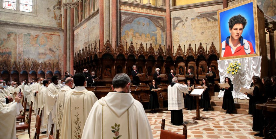 Карло Акутіс Канонізація