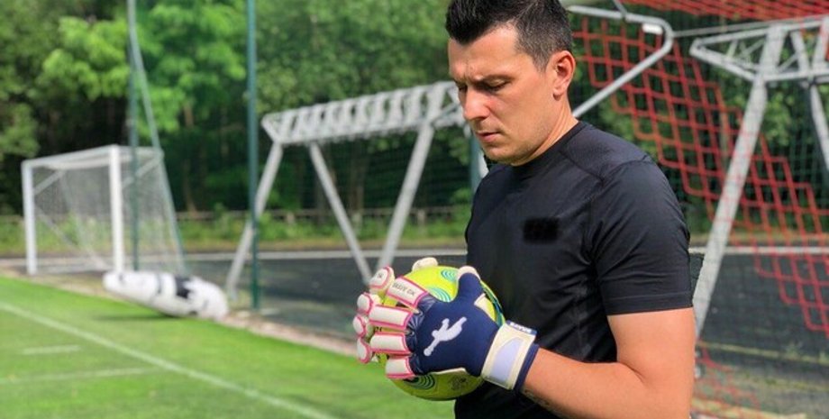 Рустам Худжамов