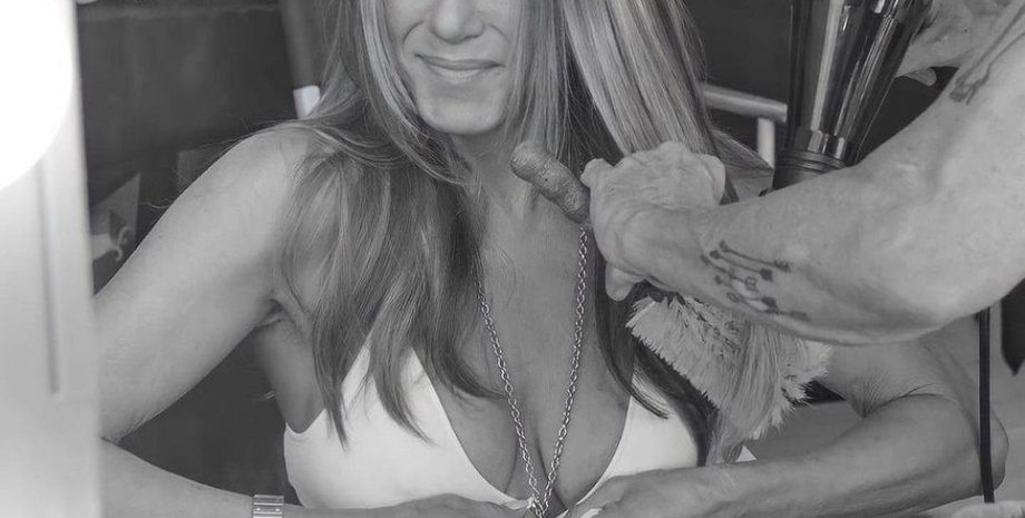 Актриса Дженнифер Энистон, Дженнифер Энистон укладка, Дженнифер Энистон возраст