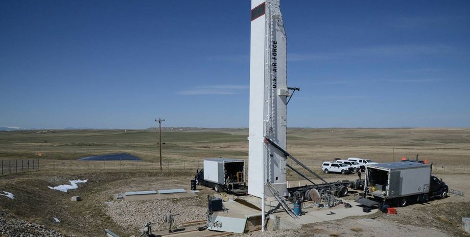 установка ракет Minuteman III