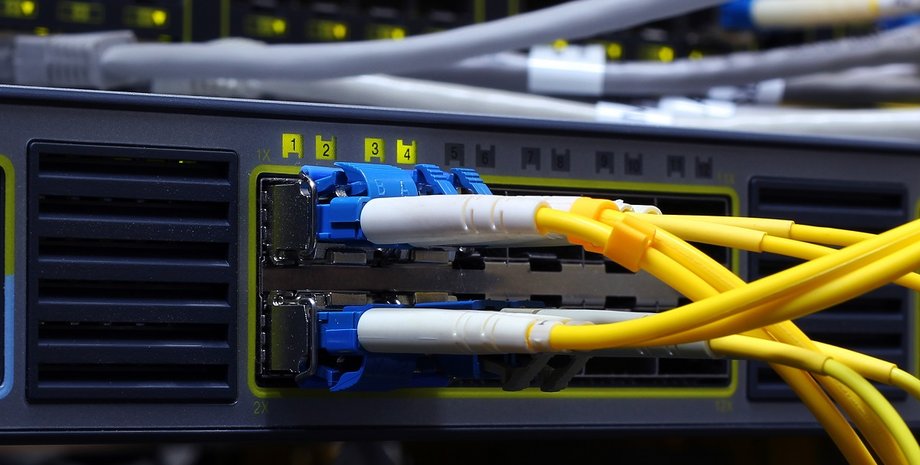 кабелі, інтернет, телеком, зв'язок